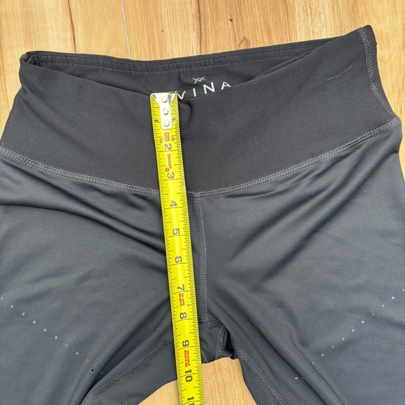 Vina Black Ombre Breathable Performance Leggings Size Small - Picture 4 of 6